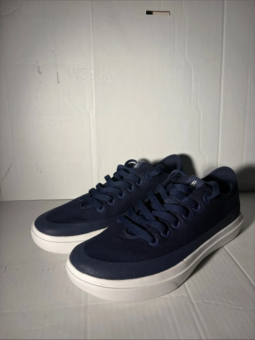 Allbirds Women’s Navy Low-Top Knit Sneakers with White Sole